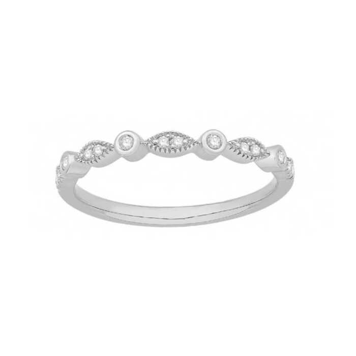 Alliance demi tour serti clos et navettes Diamants 0.09 cts G SI2  en Or 750 / 1000 (18K)