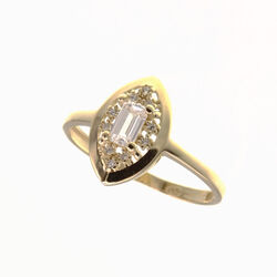 Solitaire marquise  en Or 750 / 1000 (18K)