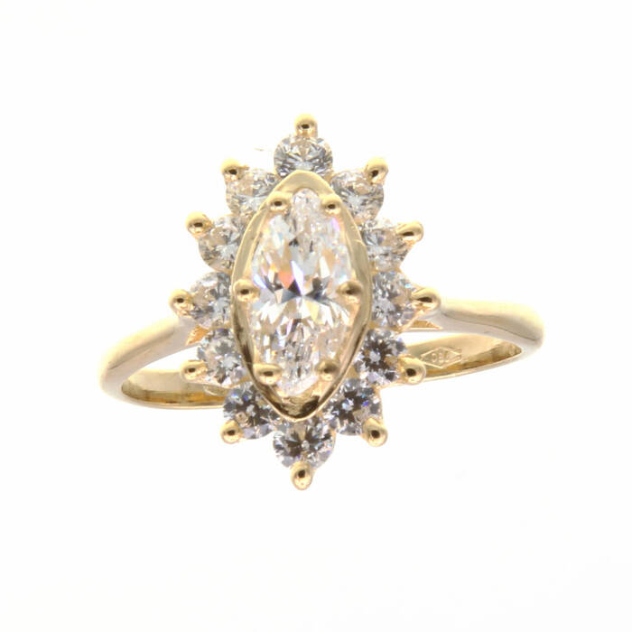 Bague motifSolitaire maquise navette blanche  en Or 750 / 1000 (18K)