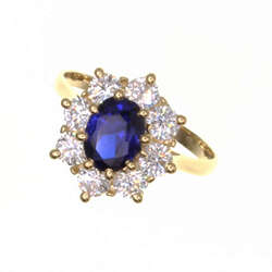 Bague motif marquise centre bleu  en Or 750 / 1000 (18K)
