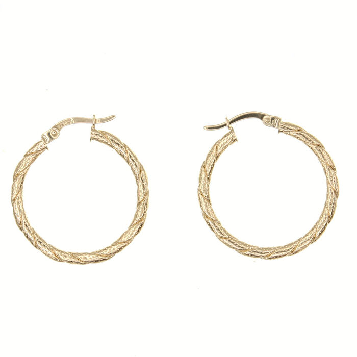 Paire de créoles ciselees  en Or 750 / 1000 (18K)