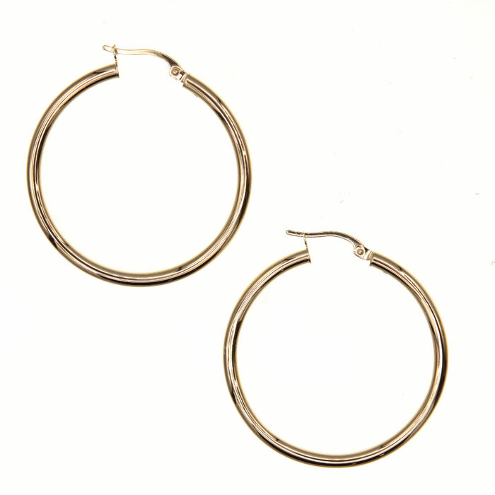 Paire de créoles lisses  en Or 750 / 1000 (18K)