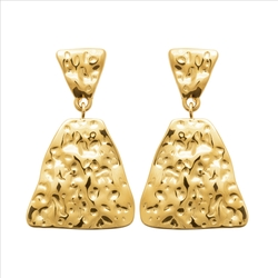 Paire de boucles pendantes martelees  en Plaqué Or