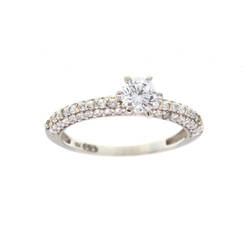 Solitaire accompagné pavé ( prix uniquement pour le solitaire