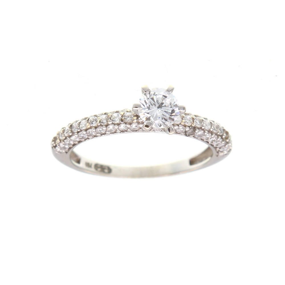 Solitaire accompagné pavé ( prix uniquement pour le solitaire